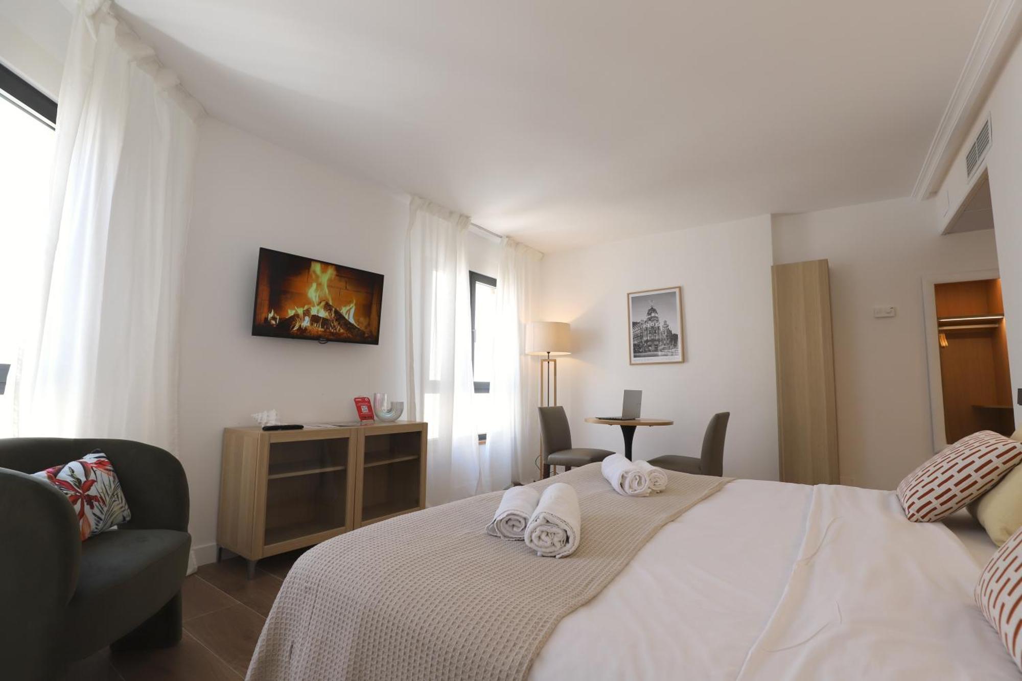 Edificio Leganitos Apartment Madrid Exterior photo